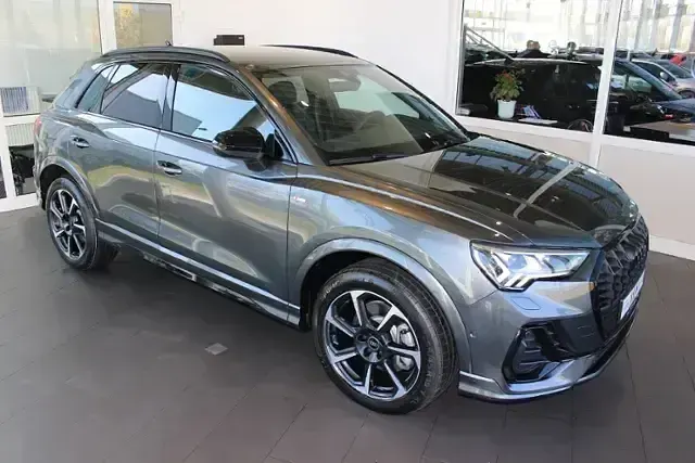 Second-hand Audi Q3 S-Line 190 CP (139 kW) 2025 Gri SUV