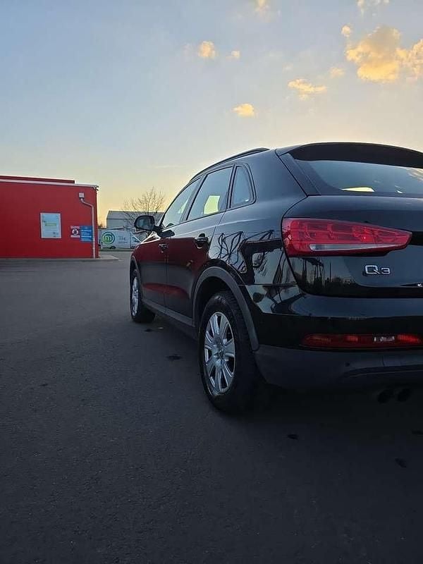Gebraucht Audi Q3 140 PS (102 kW) 2013 Schwarz SUV