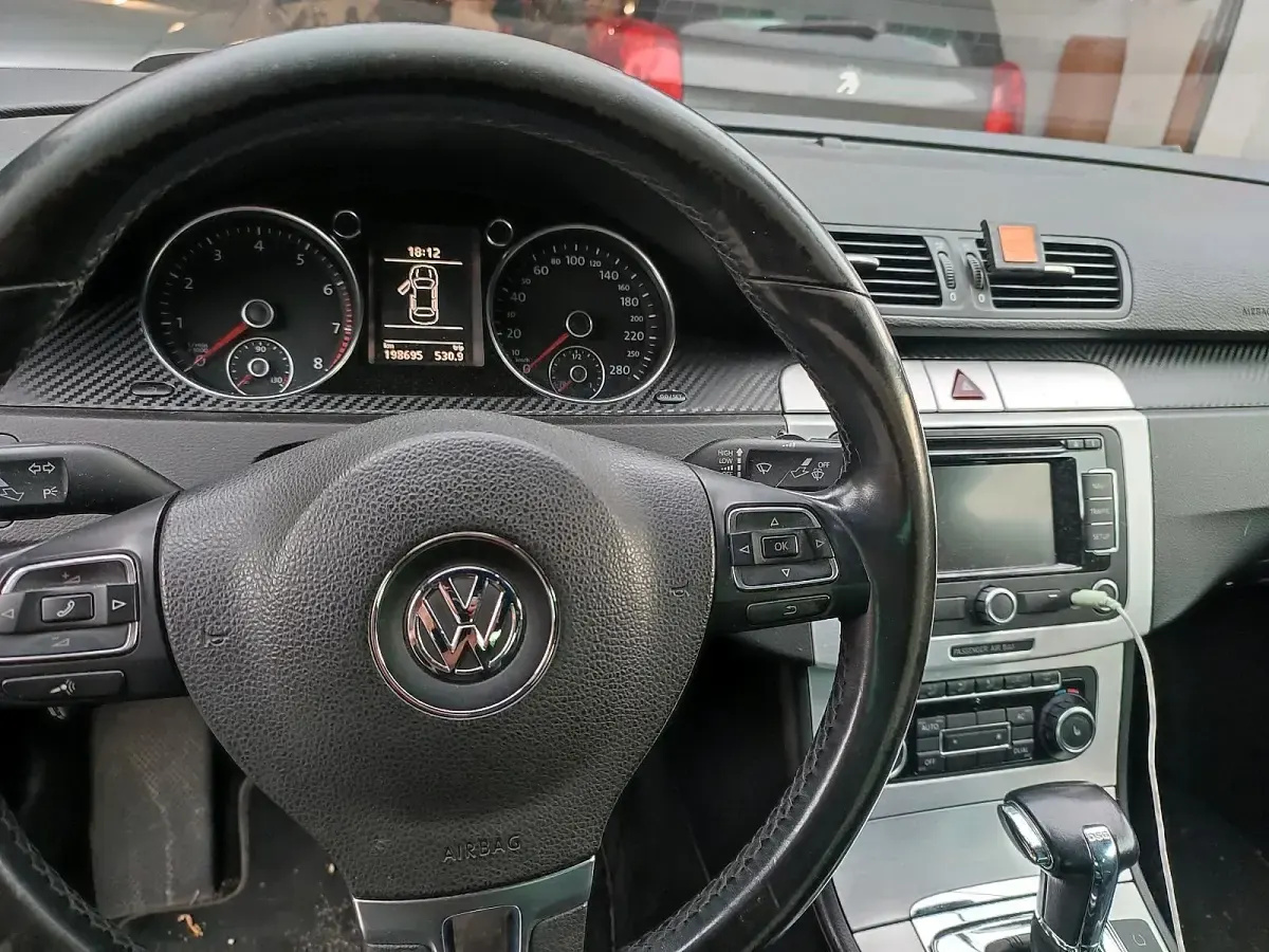 Używany VW Passat 299 KM (219 kW) 2008 Czarny Sedan/Limuzyna