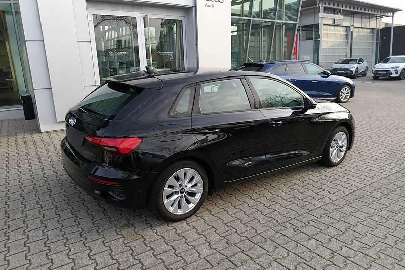 Gebraucht Audi A3 Design 150 PS (110 kW) 2021 Schwarz Limousine