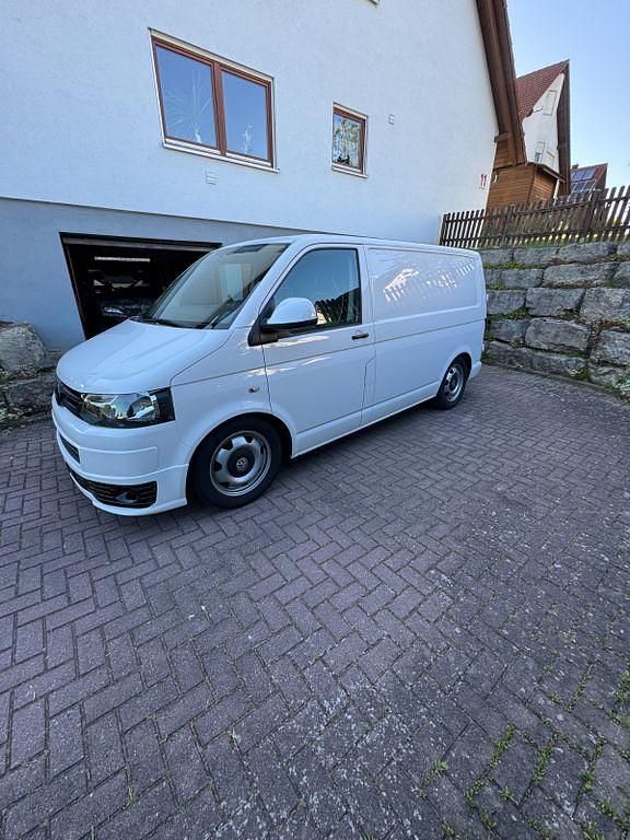 Gebraucht VW Transporter 140 PS (102 kW) 2015 Weiß Van