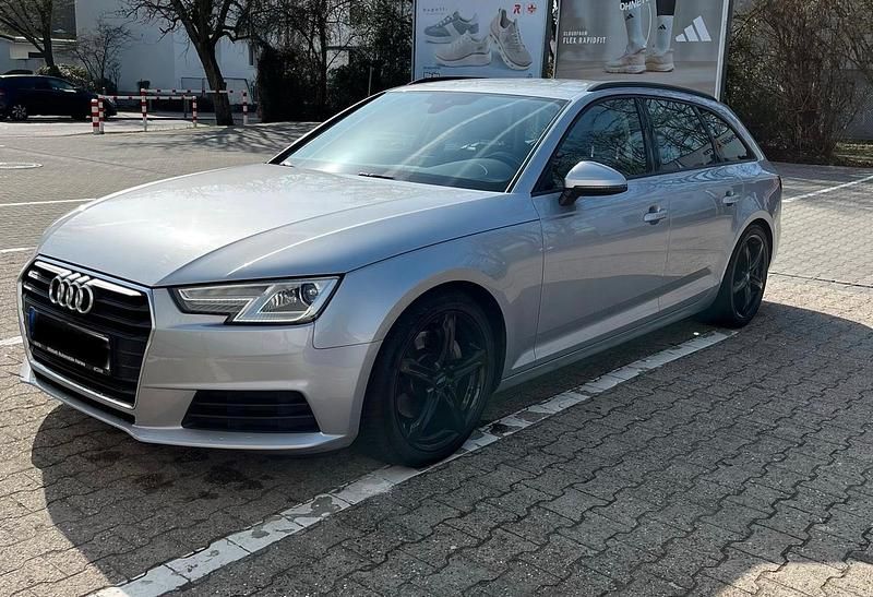 Gebraucht Audi A4 150 PS (110 kW) 2017 Silber Kombi