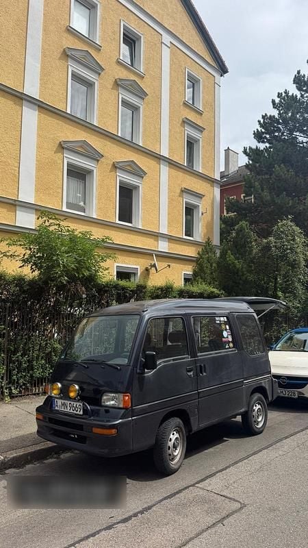 Schwarz Gebraucht 1997 Subaru Libero Van / Kleinbus | 5.250 € - Bild 1/4