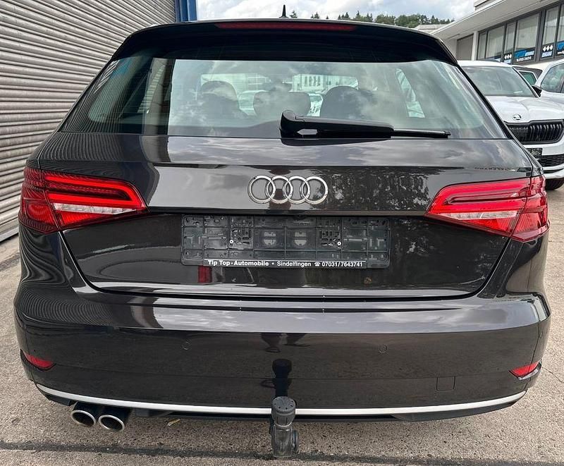 Gebraucht Audi A3 Sport 184 PS (135 kW) 2017 Braun Limousine