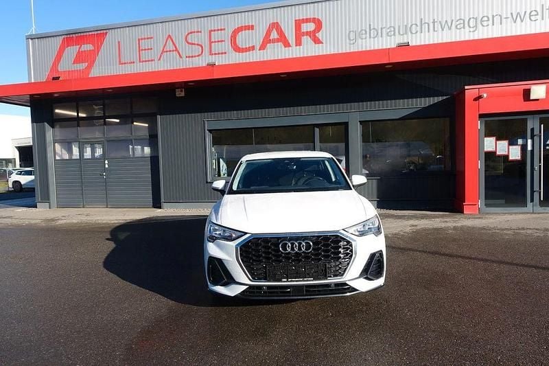 Weiß Gebraucht 2020 Audi Q3 Sportback Performance SUV | 19.788 € (Fairer Preis) - Bild 1/4