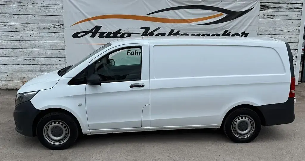 Gebraucht Mercedes Vito 102 PS (75 kW) 2021 Arktikweiss Van