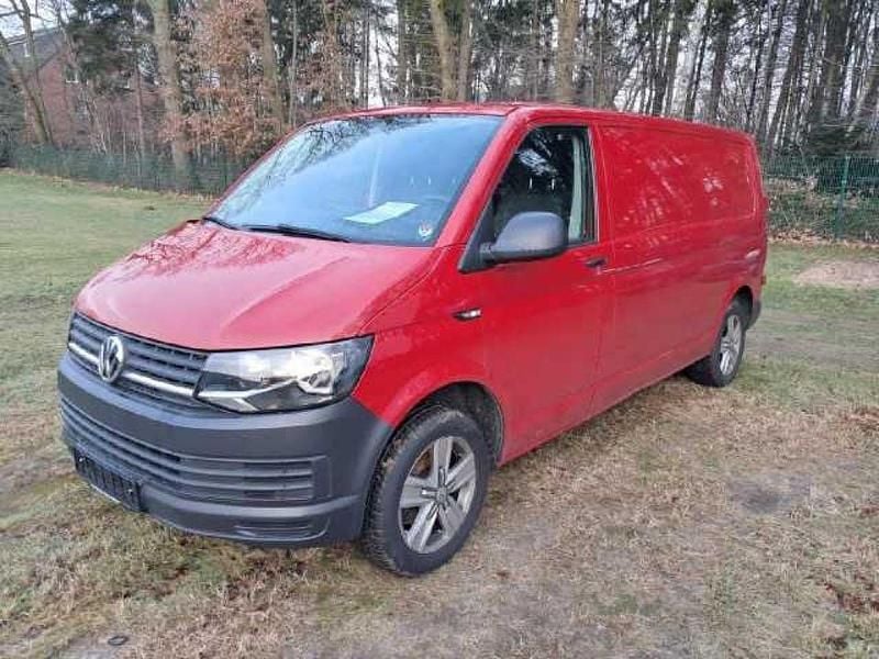 Gebraucht VW T6 150 PS (110 kW) 2017 Rot (kirschrot) Van