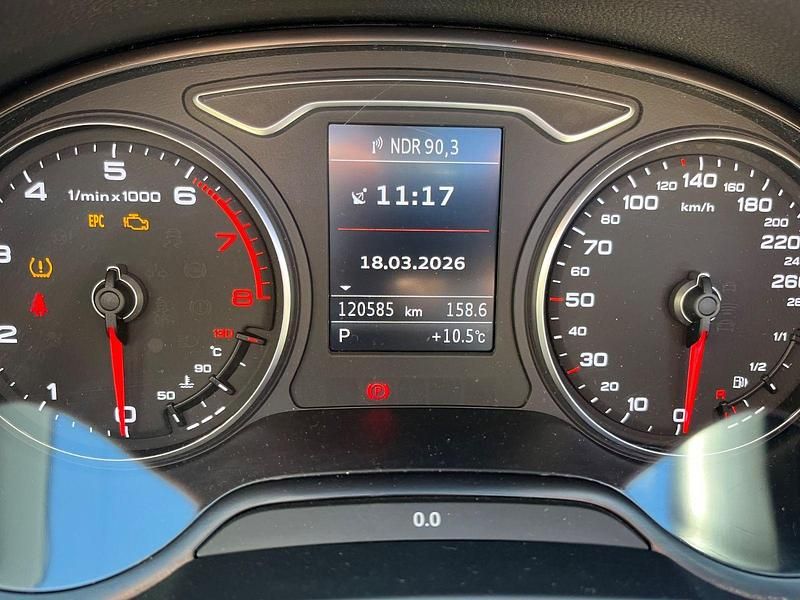 Gebraucht Audi A3 Cabriolet Ambiente 179 PS (131 kW) 2014 Braun Cabrio