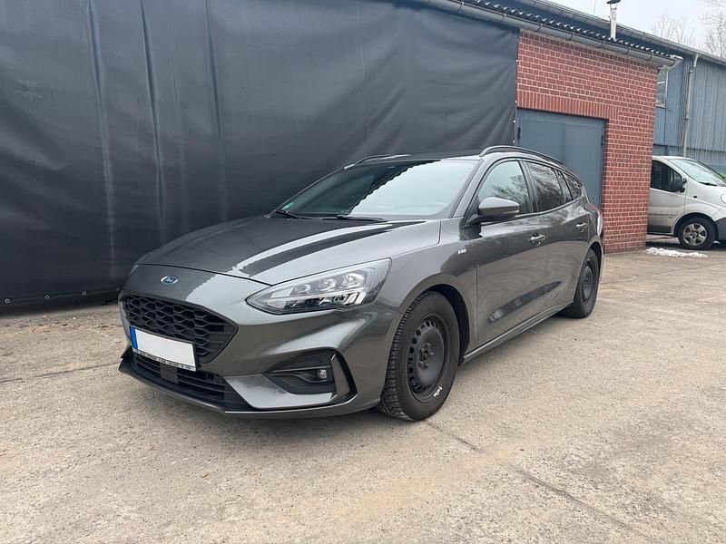 Gebraucht Ford Focus ST-Line 182 PS (133 kW) 2019 Grau Kombi