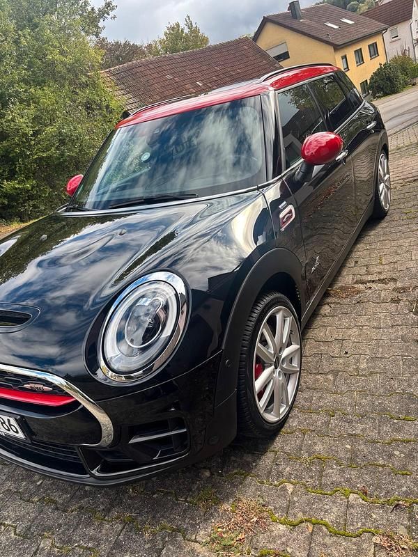Schwarz Gebraucht 2018 Mini John Cooper Works Clubman Kombi | 19.900 € (Superpreis) - Bild 1/4