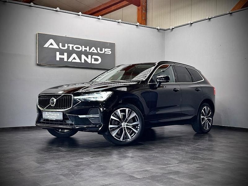 Schwarz Gebraucht 2022 Volvo XC60 Momentum SUV | 27.990 € (Guter Preis) - Bild 1/4
