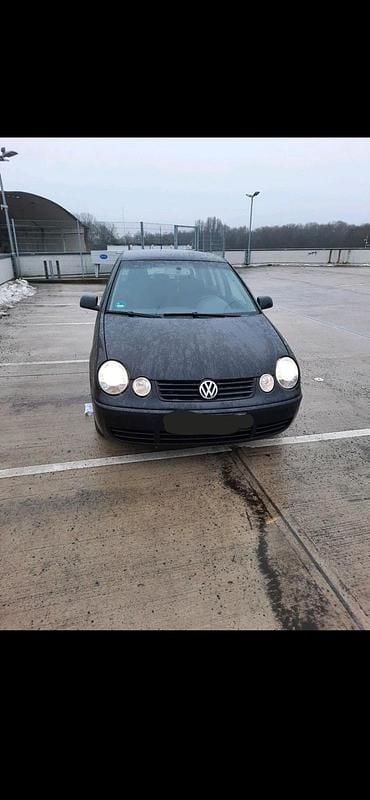 Gebraucht VW Polo 64 PS (47 kW) 2003 Schwarz Kleinwagen