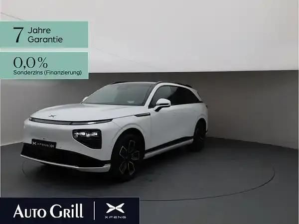 Neu XPENG G9 RWD Long Range 258 kW (351 PS) 2025 Weiss arctic white SUV