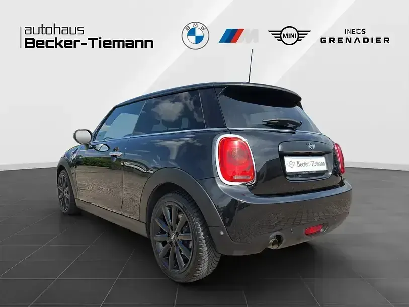 Gebraucht Mini ONE 102 PS (75 kW) 2019 Midnight black Kleinwagen