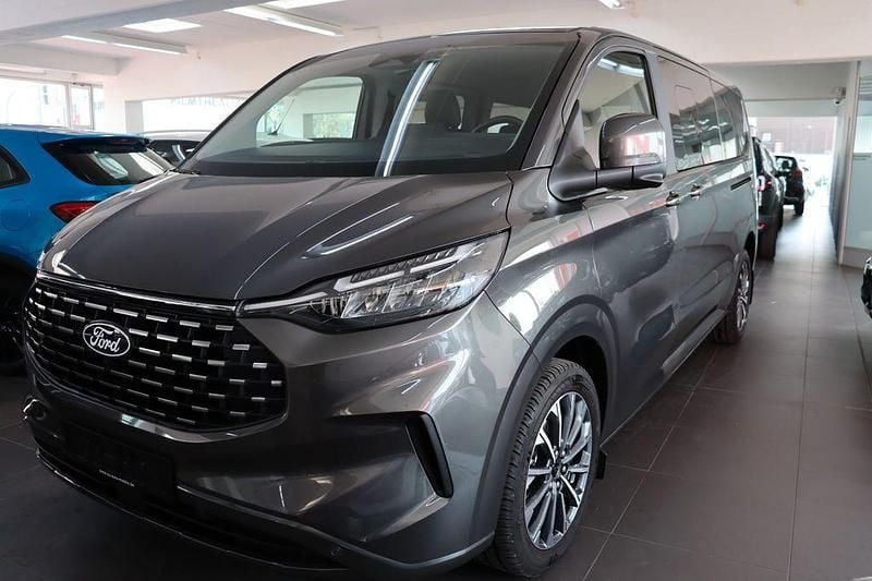 Gebraucht Ford Tourneo Custom Titanium X 170 PS (125 kW) 2025 Grau Van