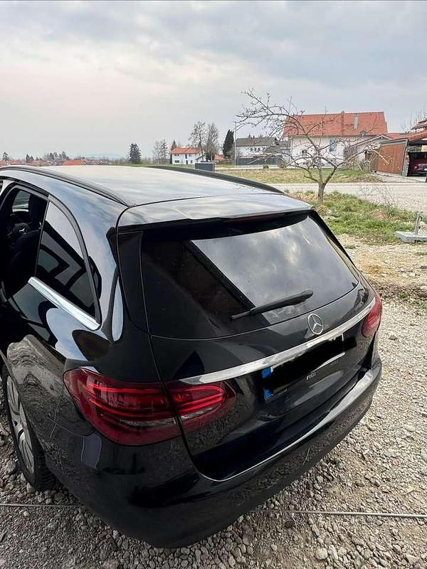 Gebraucht Mercedes C200 Edition 184 PS (135 kW) 2019 Schwarz Kombi