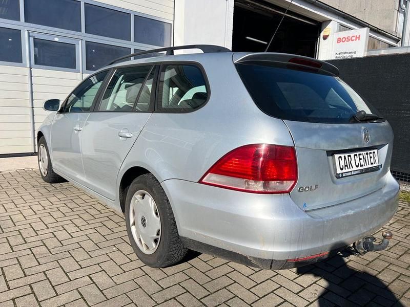 Gebraucht VW Golf V Trendline 105 PS (77 kW) 2008 Silber Kombi