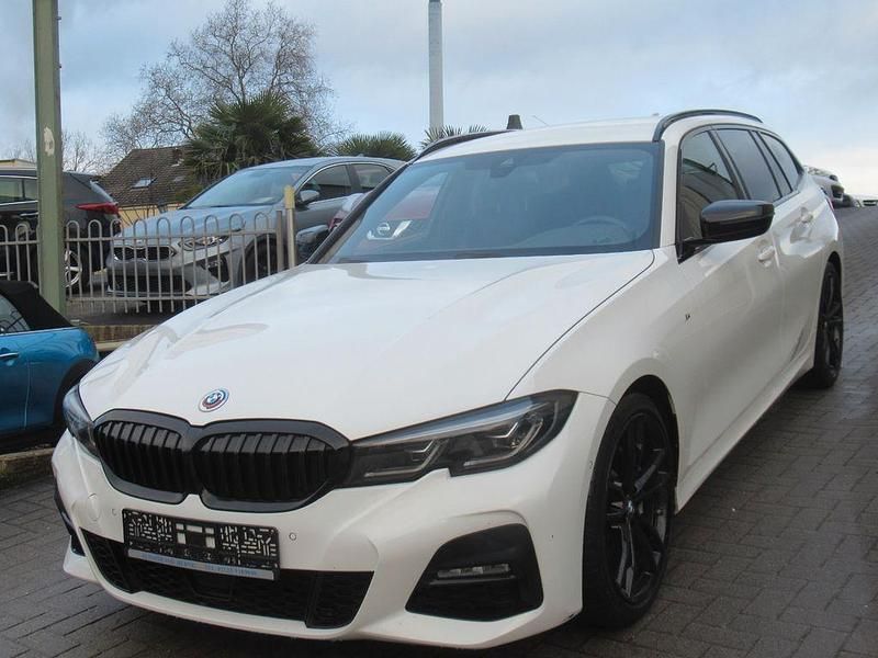 Gebraucht BMW 330 M Sport 286 PS (210 kW) 2022 Weiß Limousine