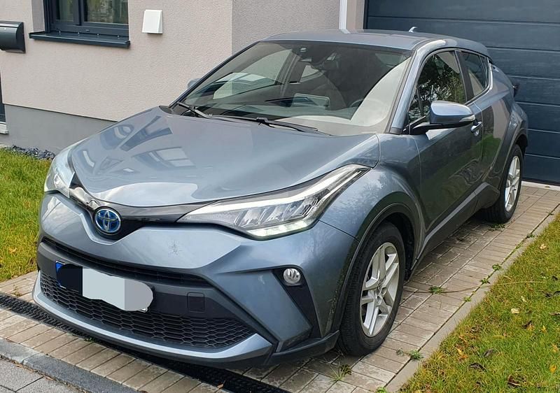 Grau Gebraucht 2023 Toyota C-HR SUV | 21.500 € (Superpreis) - Bild 1/4