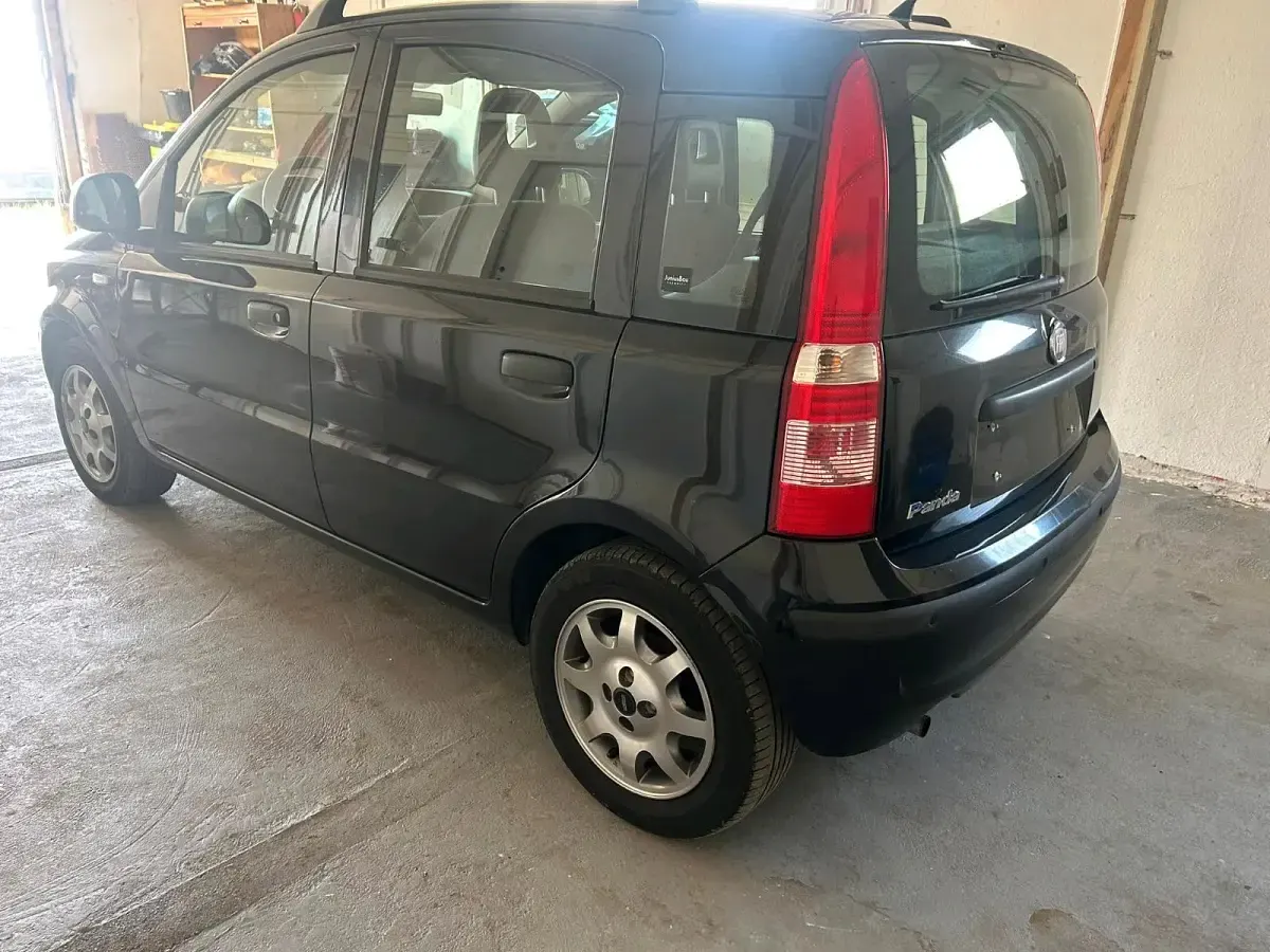 Usata Fiat Panda 70 CV (51 kW) 2012 Nero Utilitaria