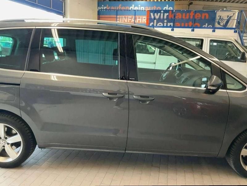 Gebraucht VW Sharan Allstar 150 PS (110 kW) 2017 Grau Van / Kleinbus