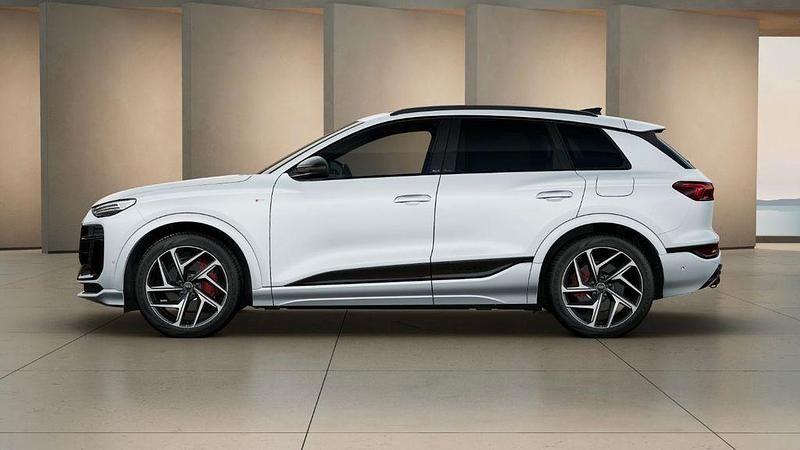 Gebraucht Audi Q6 e-tron S-Line 285 kW (388 PS) 2025 Gletscherweiss metallic SUV
