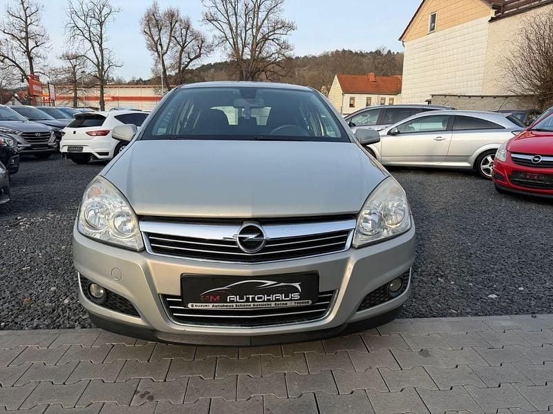 Gebraucht Opel Astra Edition 140 PS (102 kW) 2008 Grau Limousine