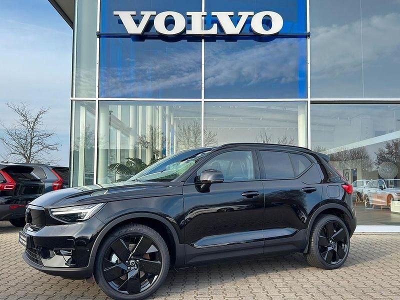 Neu Volvo EX40 Ultra 185 kW (252 PS) 2025 717 onyx black metallic SUV
