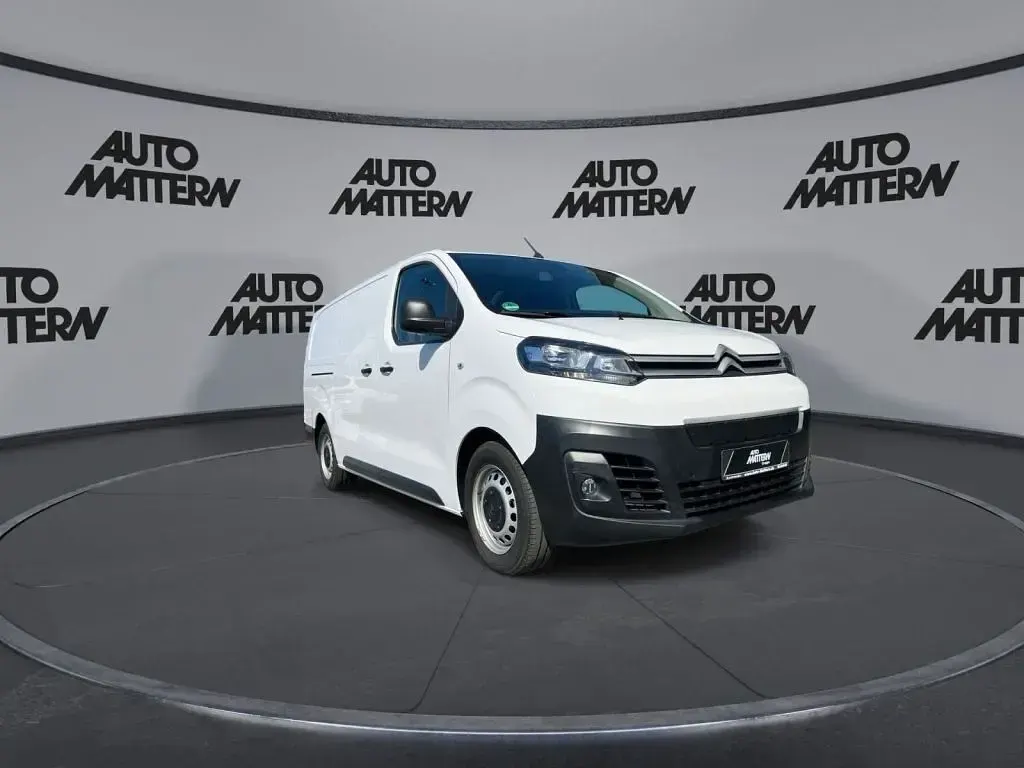 Gebraucht Citroën Jumpy 100 kW (136 PS) 2021 Lack weiss Van / Kleinbus
