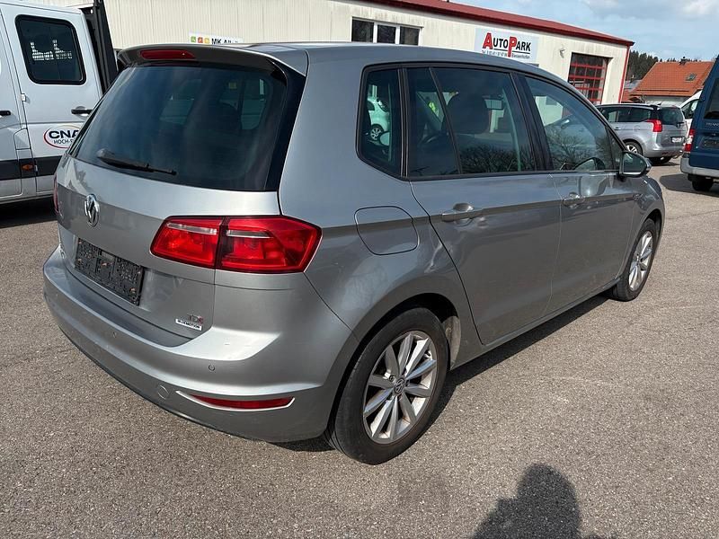 Second-hand VW Golf VII 110 CP (80 kW) 2015 Gri Berlinǎ