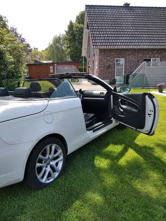 Gebraucht VW Eos 140 PS (102 kW) 2013 Weiß Cabrio