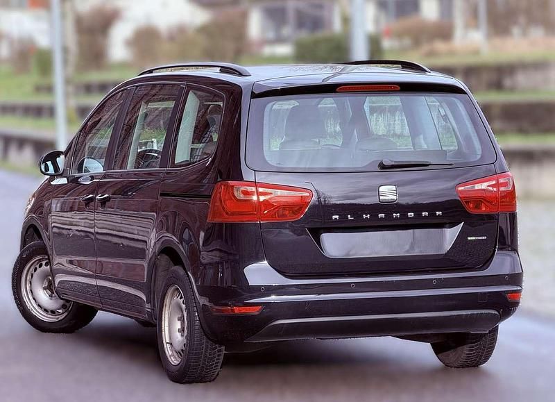 Gebraucht Seat Alhambra Style 140 PS (102 kW) 2012 Deep black perleffekt Van / Kleinbus