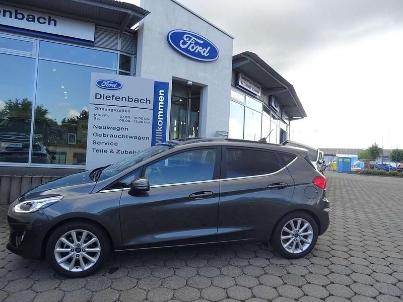 Magneticgrau (metallic) Gebraucht 2021 Ford Fiesta Titanium X Kleinwagen | 16.900 € (Etwas zu teuer) - Bild 1/4