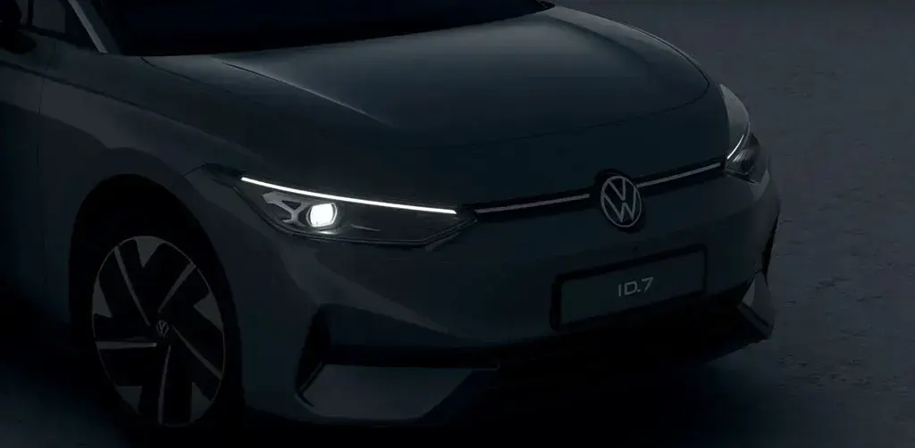 Neu VW ID.7 Pro 210 kW (286 PS) 2026 Grau Kombi