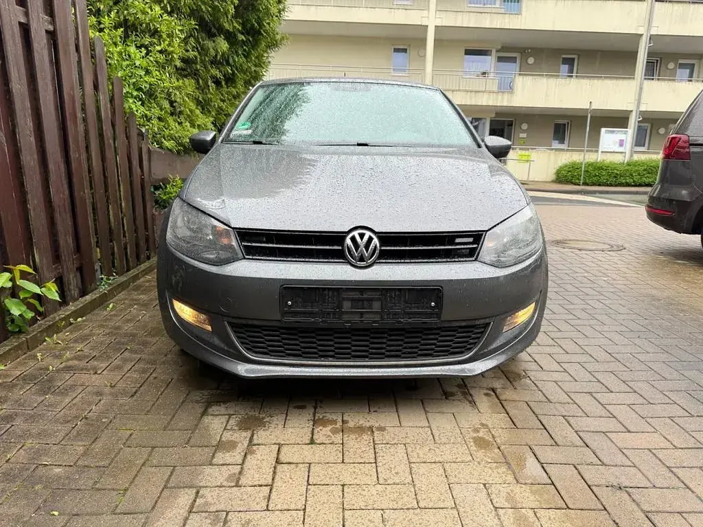 Second-hand VW Polo Life 69 CP (50 kW) 2014 Gri Berlinǎ