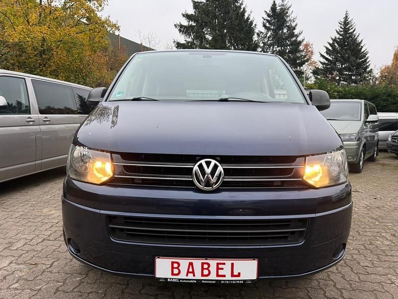 Gebraucht VW Multivan 140 PS (102 kW) 2012 Blau Van