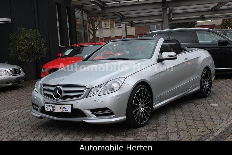 Iridiumsilber Gebraucht 2013 Mercedes E250 AMG Cabrio | 24.900 € - Bild 1/4