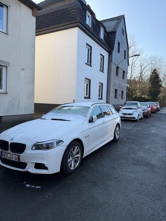 Gebraucht BMW 520 184 PS (135 kW) 2013 Weiß Kombi