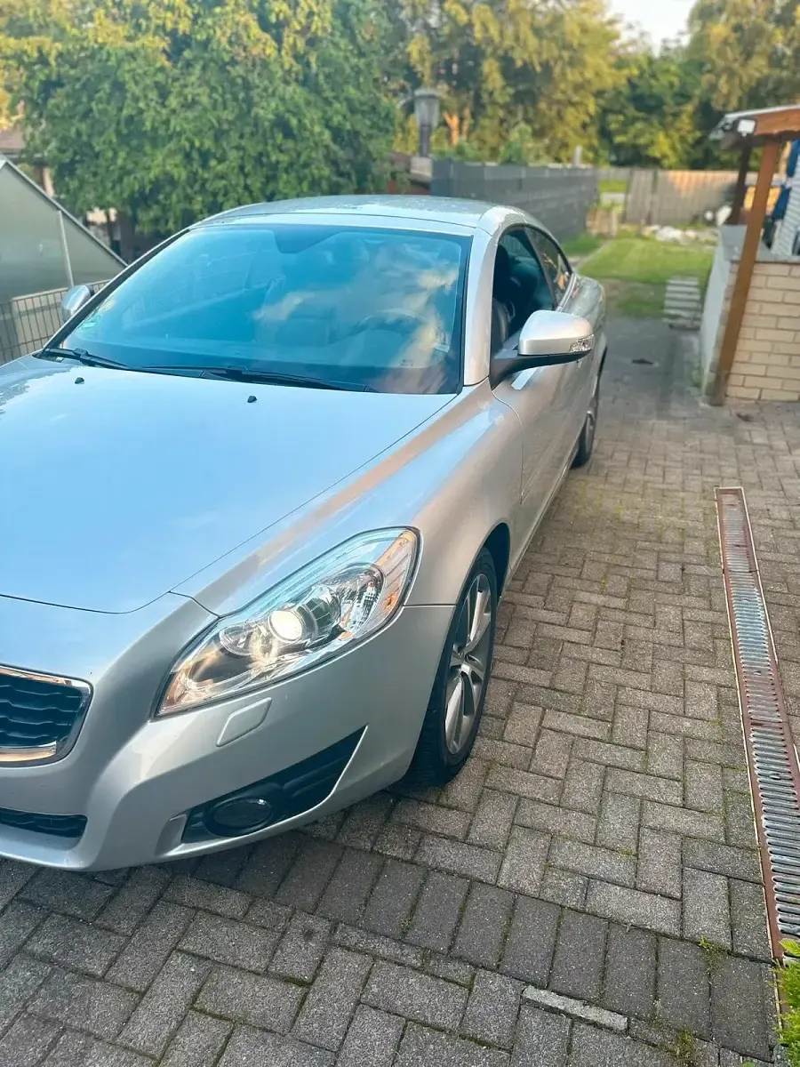 Gebraucht Volvo C70 136 PS (100 kW) 2010 Silber Cabrio