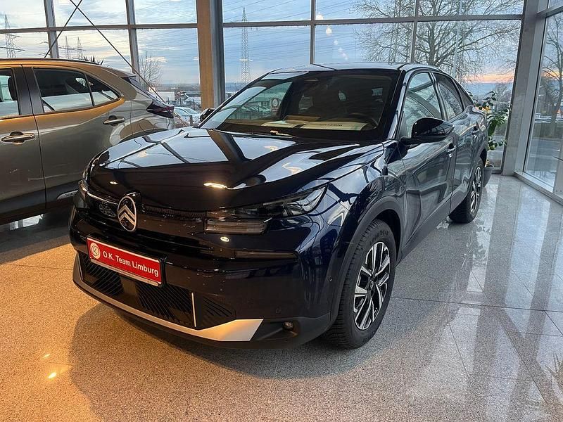 Neu Citroën C4 131 PS (96 kW) 2025 Schwarz SUV