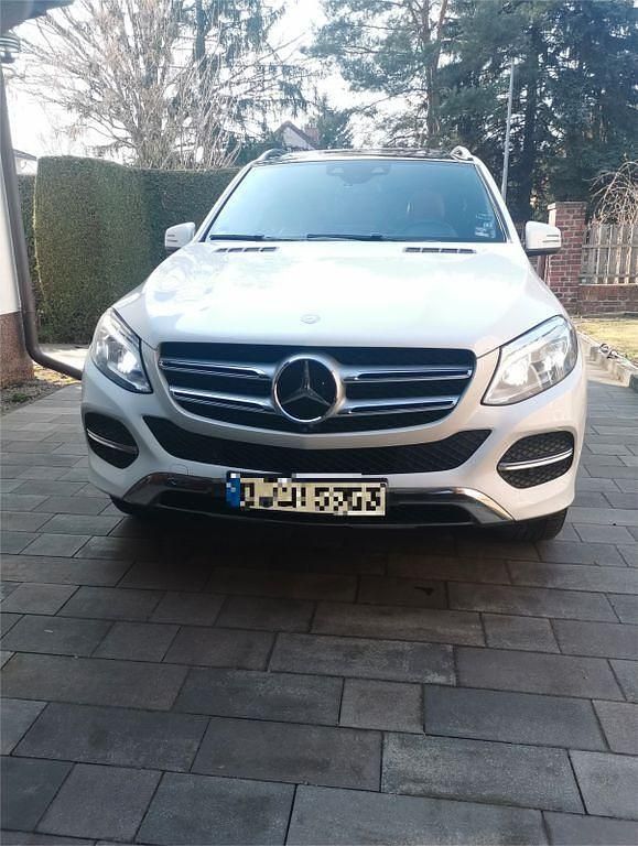 Gebraucht Mercedes GLE350 258 PS (189 kW) 2016 Weiß SUV