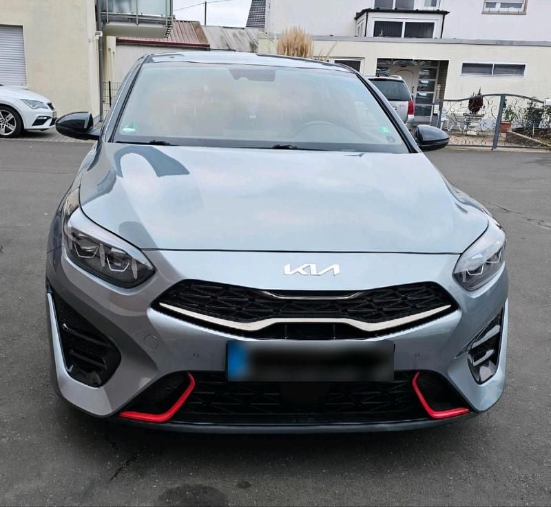 Gebraucht Kia ProCeed GT 204 PS (150 kW) 2023 Grau Kombi