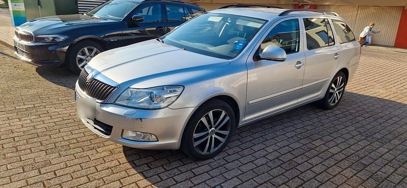 Gebraucht Skoda Octavia 105 PS (77 kW) 2013 Silber Kombi