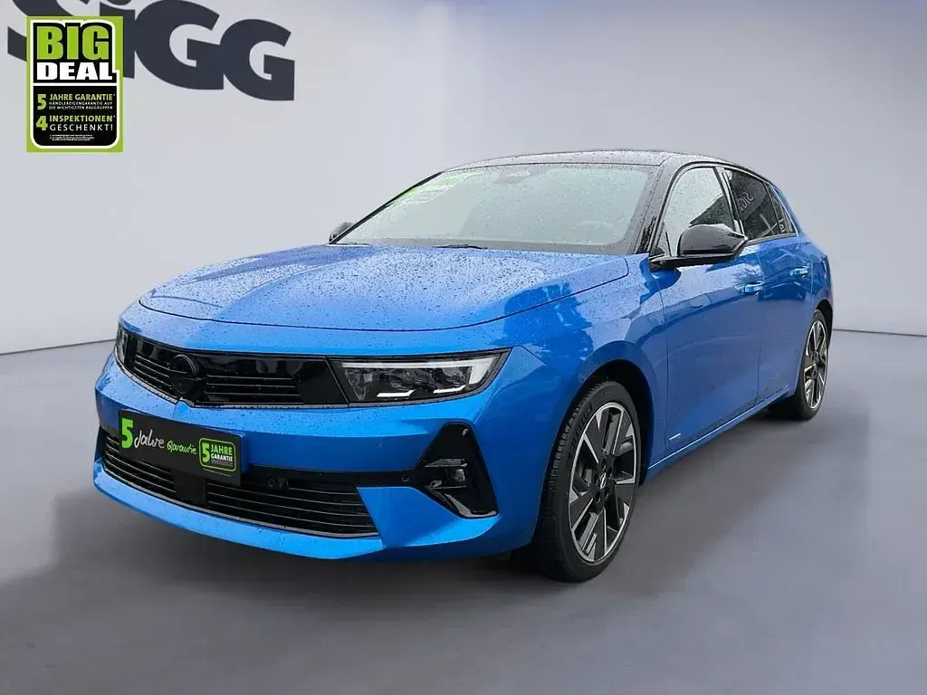 Gebraucht Opel Astra 114 kW (156 PS) 2023 Lackierung vertigoblau/typ au Kleinwagen