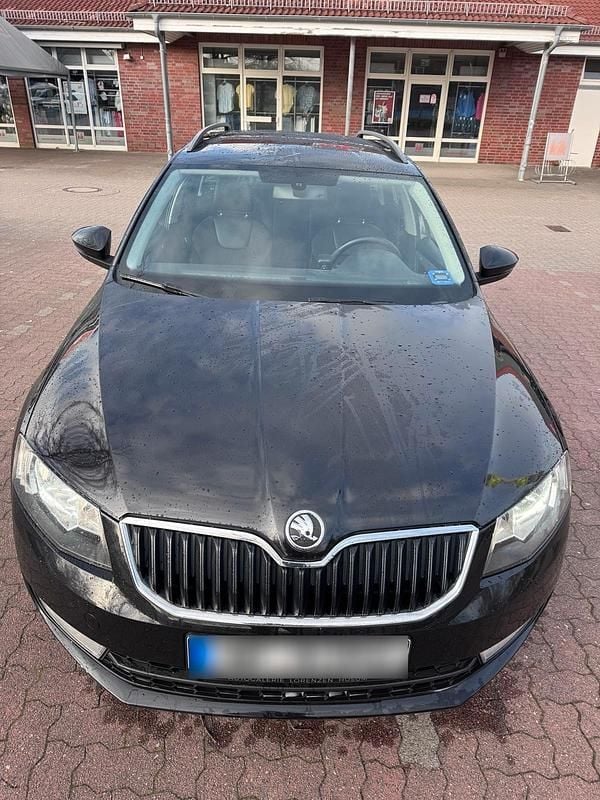 Gebraucht Skoda Octavia 150 PS (110 kW) 2014 Schwarz Kleinwagen