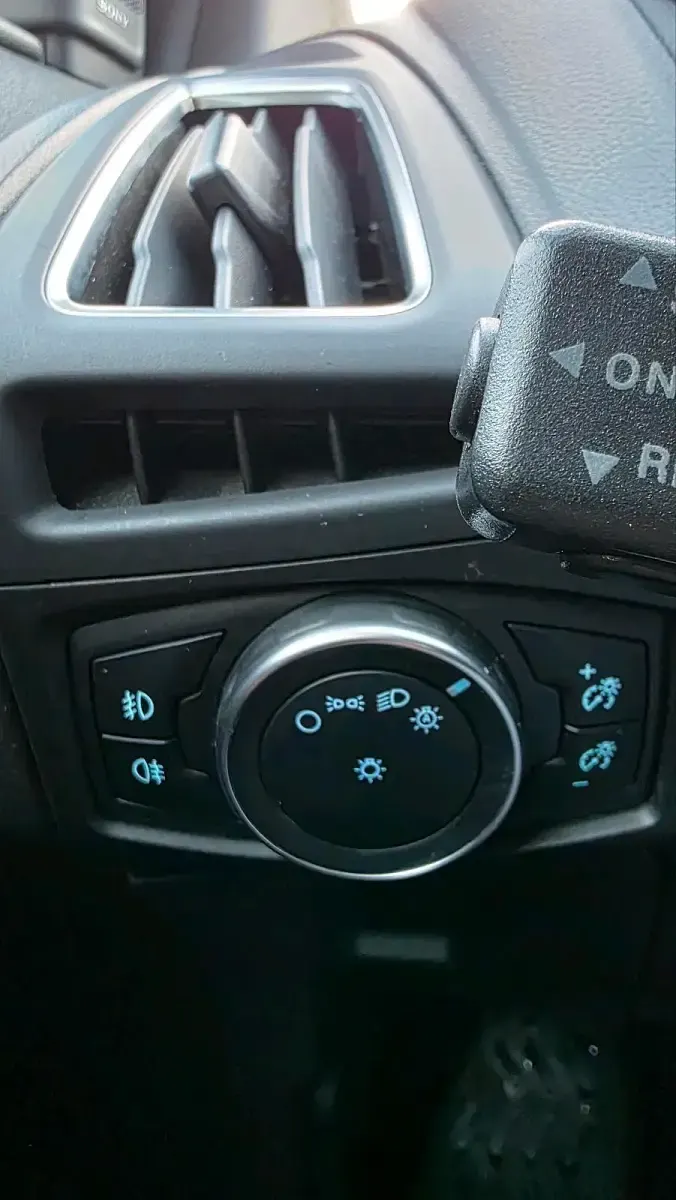 Używany Ford Focus ST 185 KM (136 kW) 2017 Niebieski Kombi