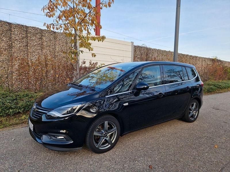 Schwarz Gebraucht 2019 Opel Zafira Life Innovation Van | 11.000 € (Superpreis) - Bild 1/4
