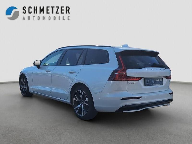 Gebraucht Volvo V60 Plus 197 PS (144 kW) 2024 Andere Kombi