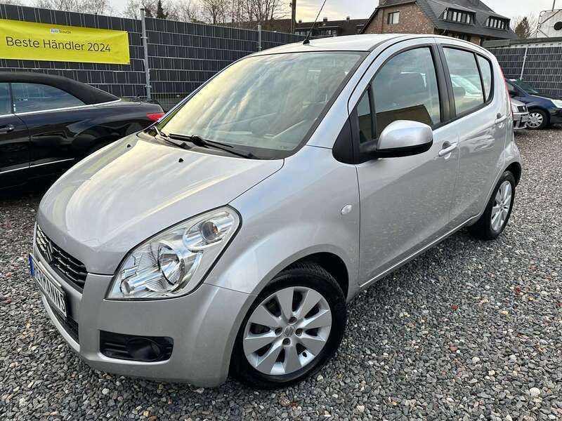 Silber Gebraucht 2010 Suzuki Splash Basic Kleinwagen | 3.290 € (Fairer Preis) - Bild 1/3