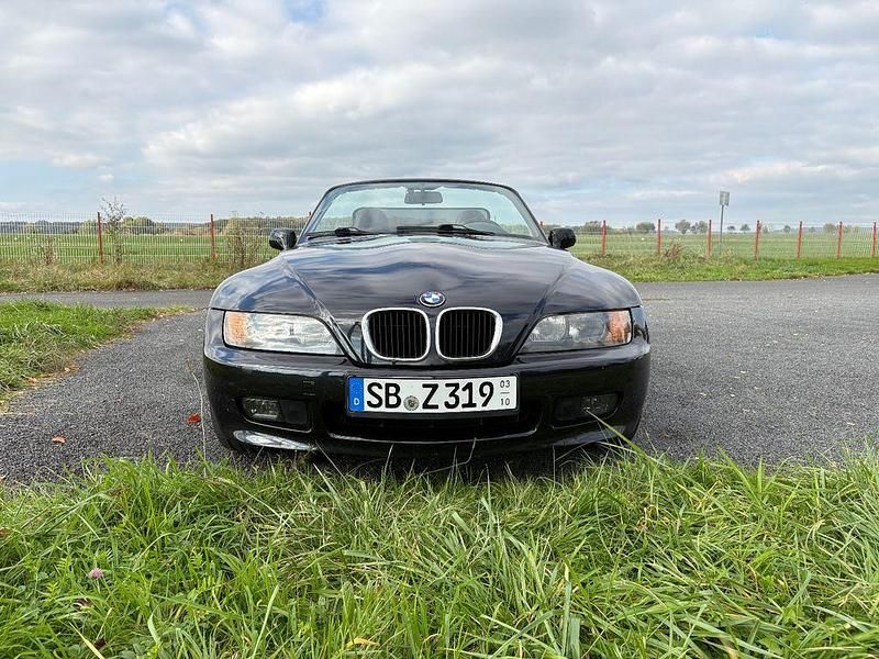 Gebraucht BMW Z3 Performance 140 PS (102 kW) 1997 Schwarz Cabrio